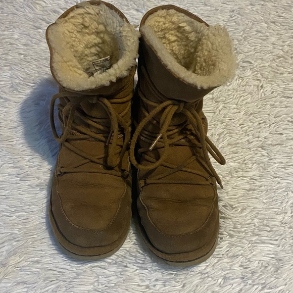 LAST CHANCE*** Ugg tie up boots snowbunny - Picture 5 of 5